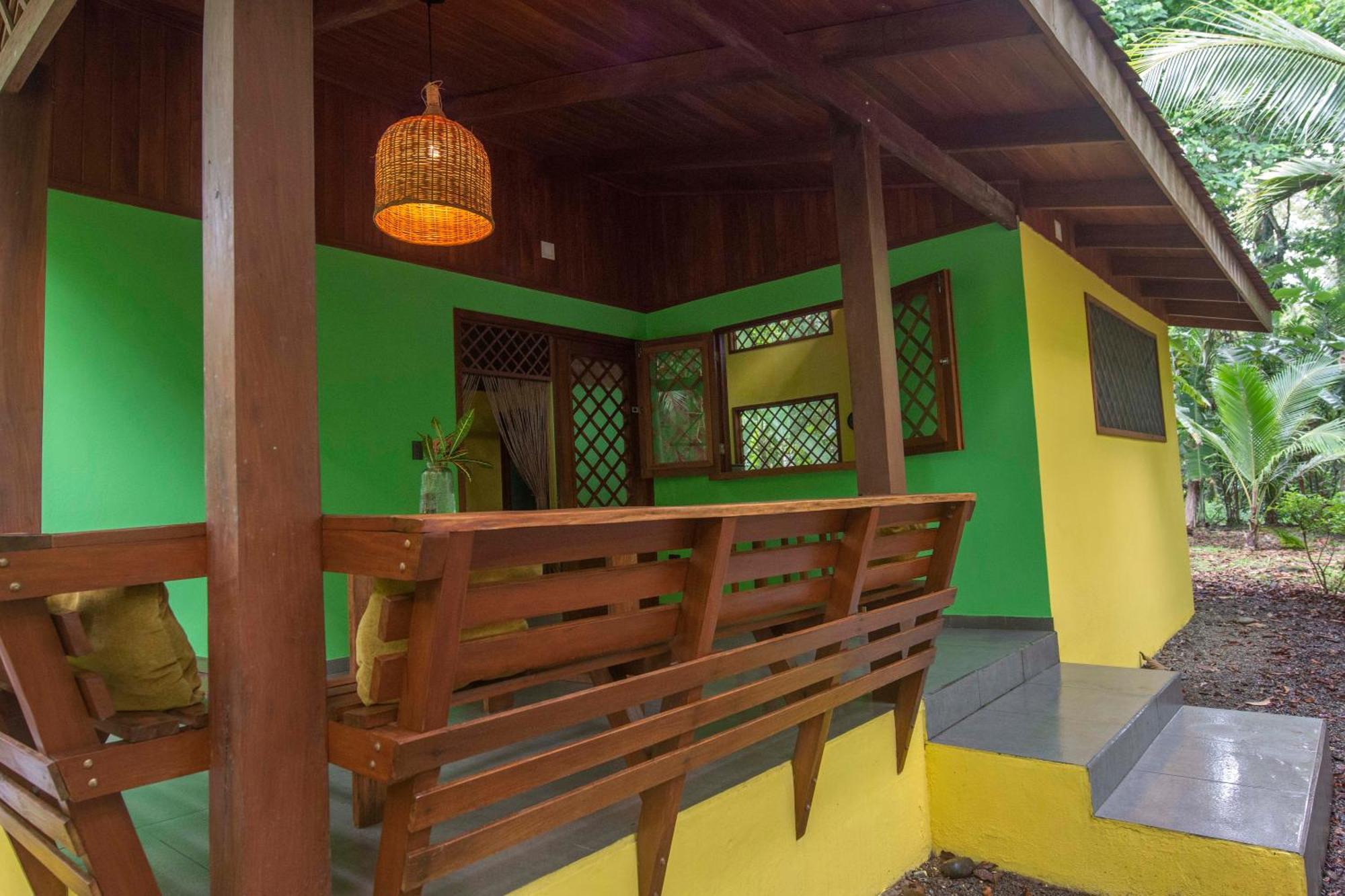 Hotel Casa Merlin Puerto Viejo de Talamanca Chambre photo